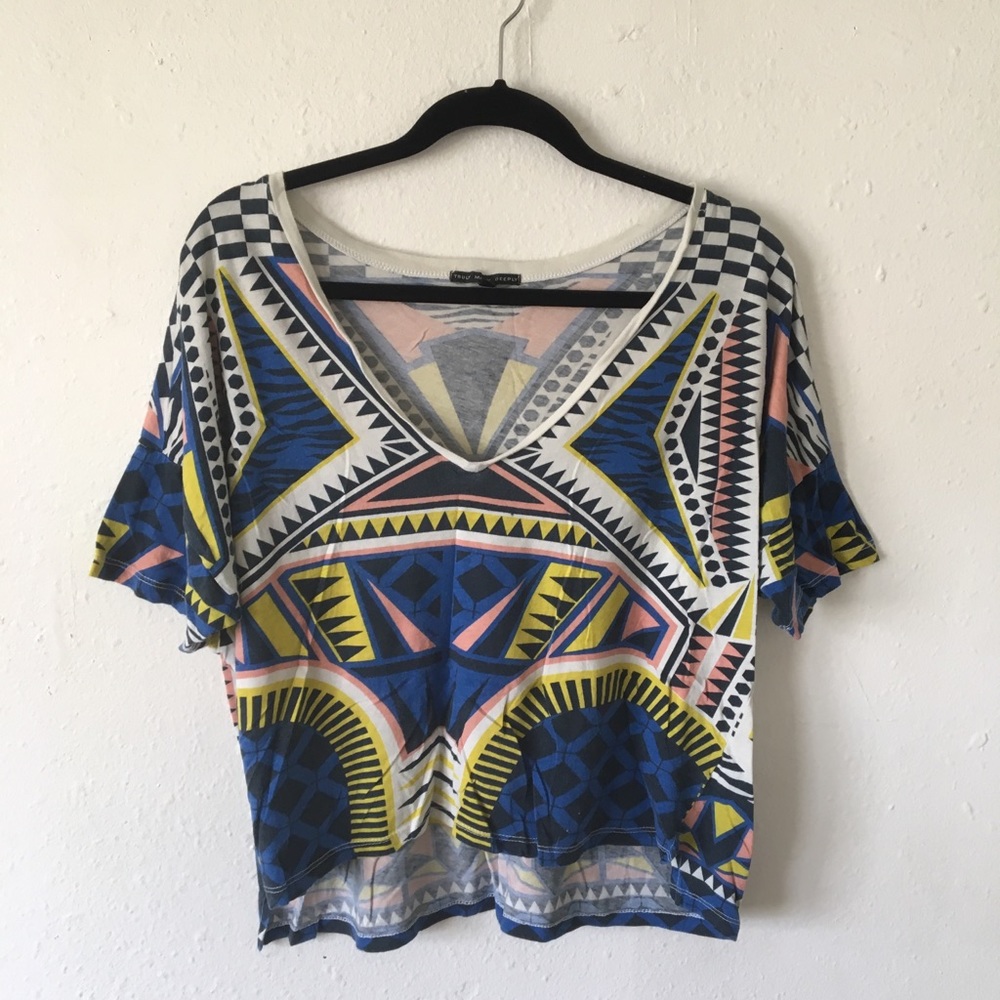 Urban cropped shirt